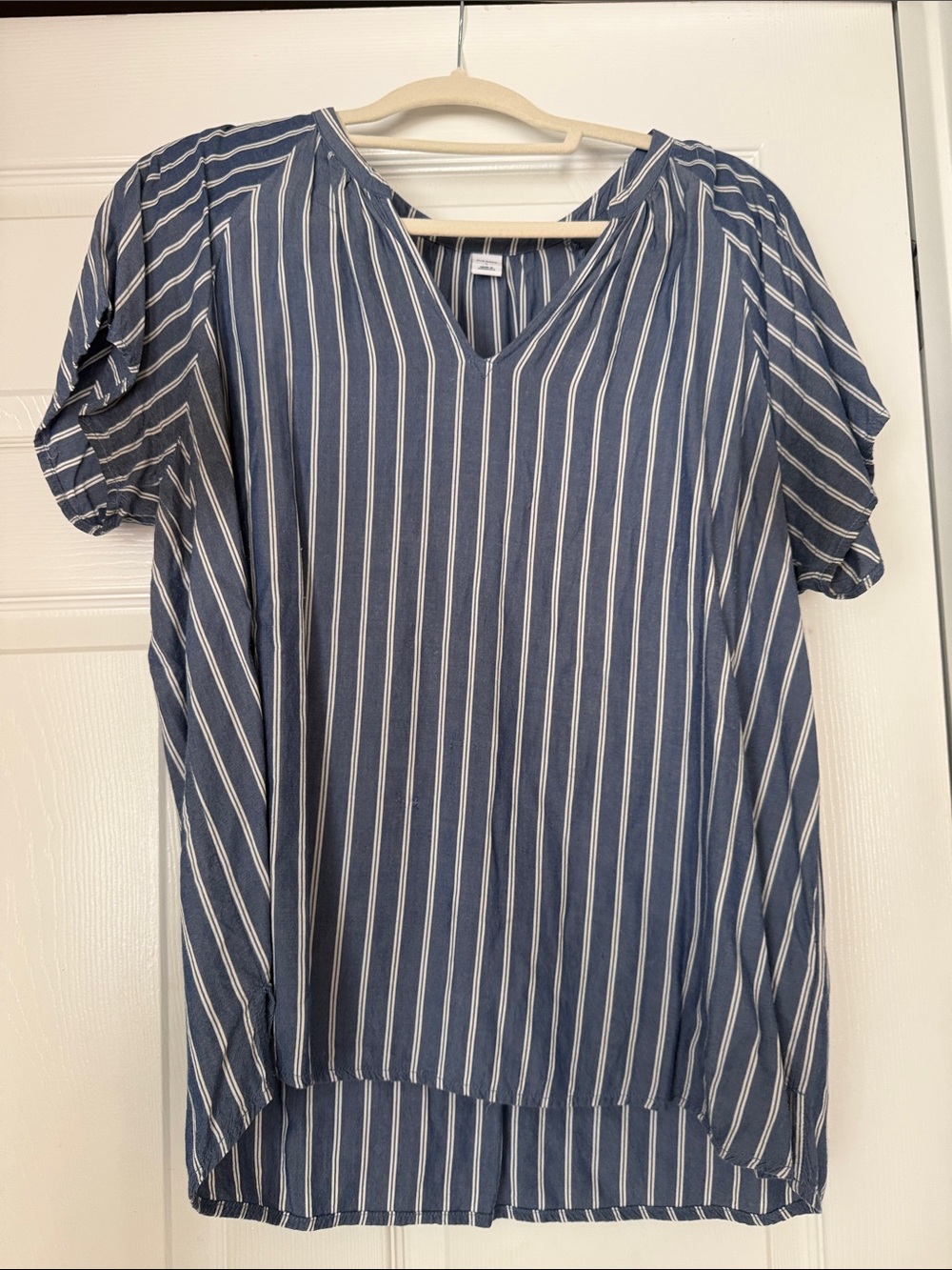 Old Navy Blue and White Vertical Stripe V-Neck Blouse